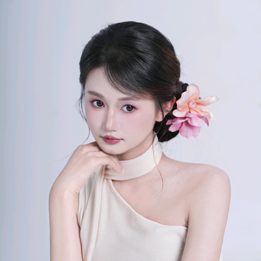 方若琳Faye