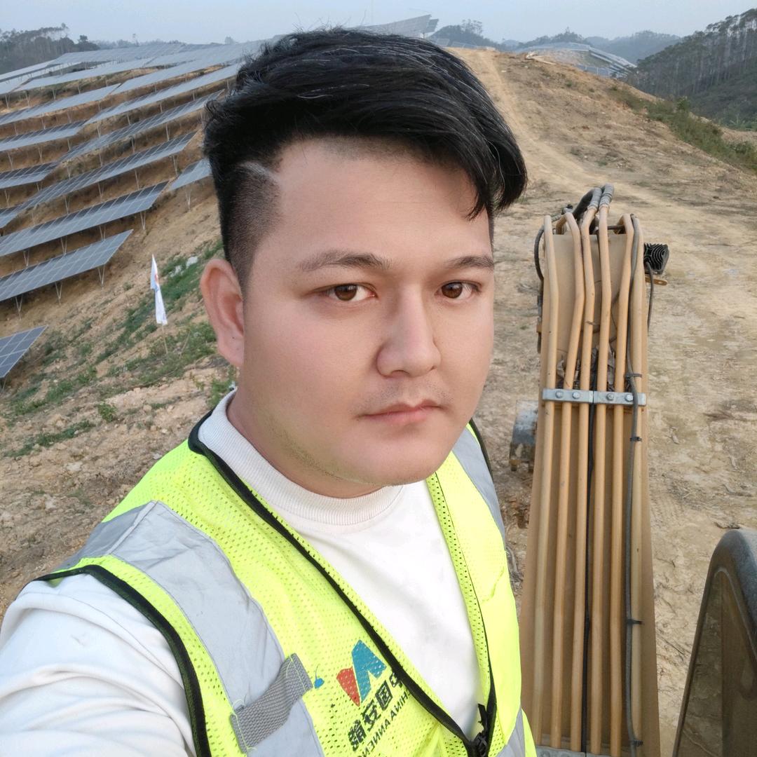 桂N（业强挖机工程）