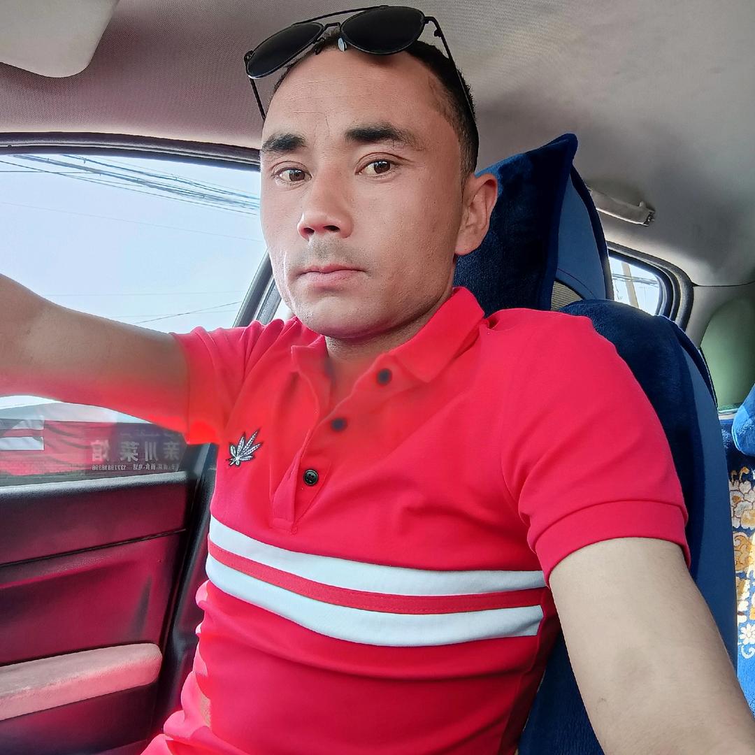 我只爱一个。