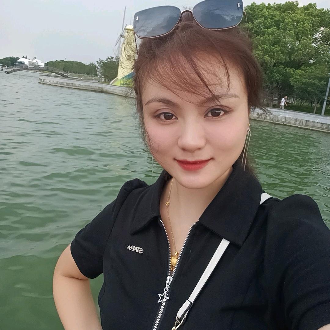 HXTIDE品牌男装-胡丽