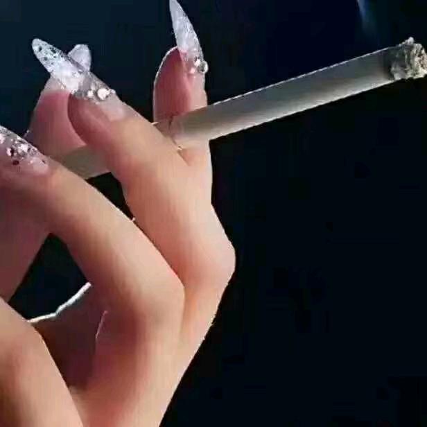 蓝亦菲