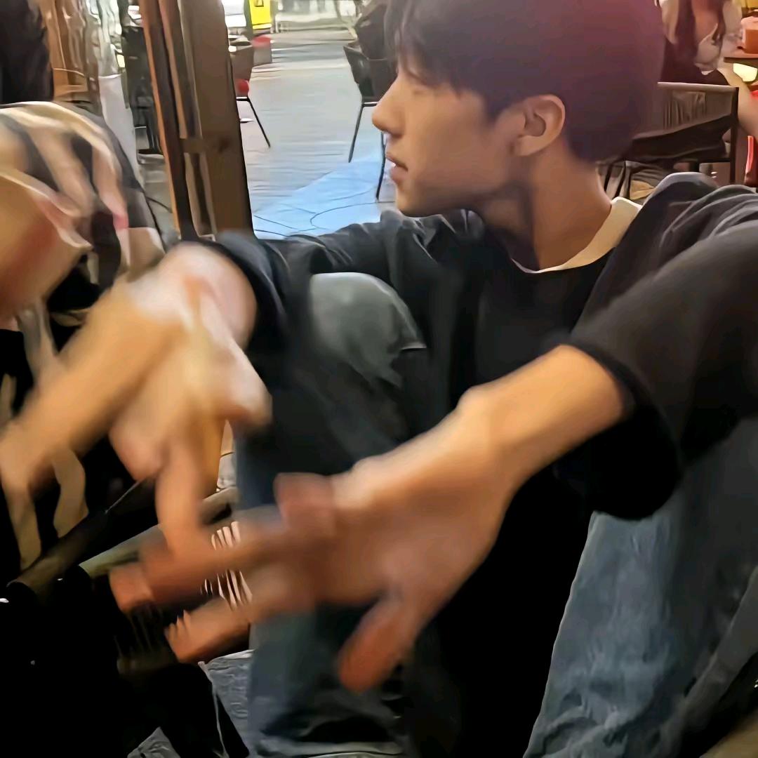A👆