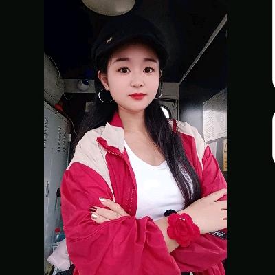 小琐琐🤔🤔🤔