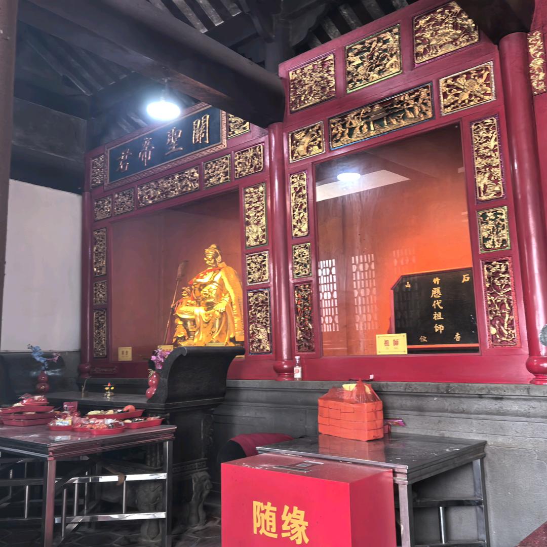 欧皇恐龙