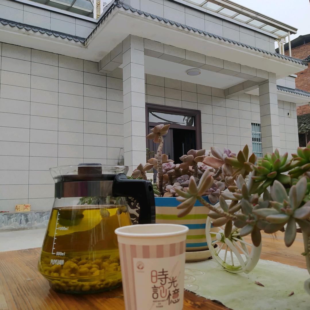 陈二姐农家乐钓鱼吃饭打麻将都可以，