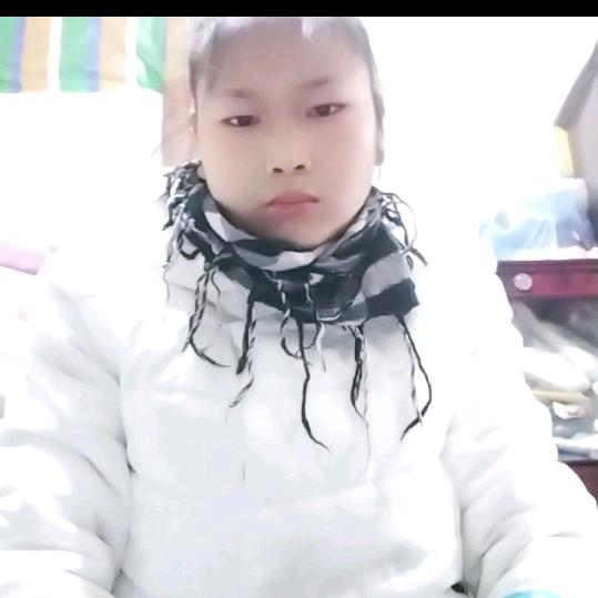 坚强的小草下午三点五十