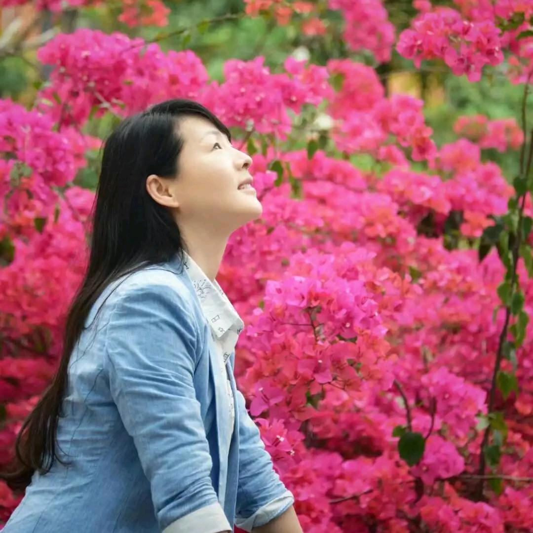 闻若均书画