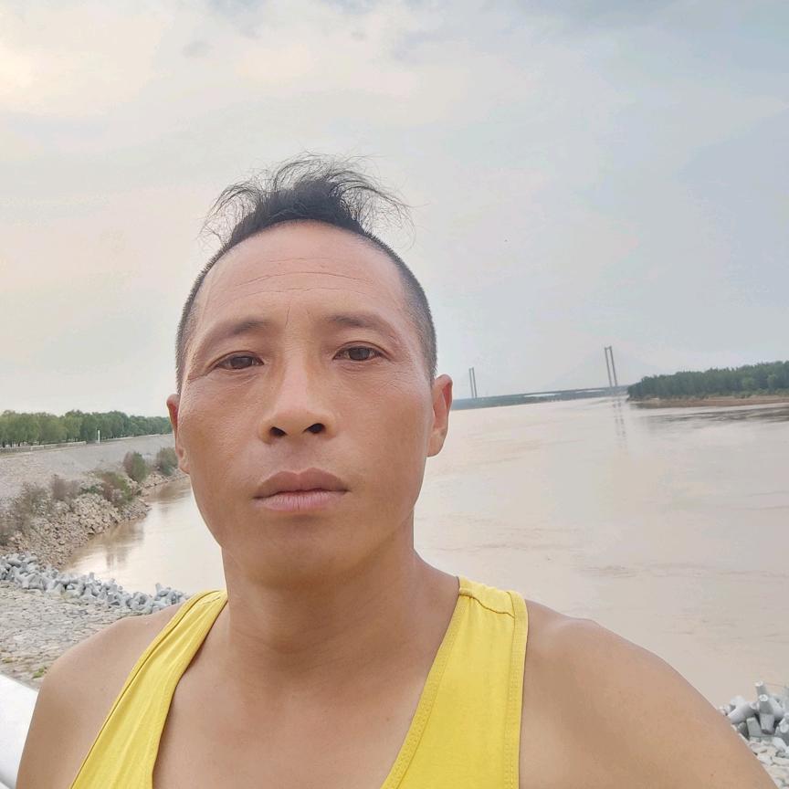 浪人（北）    橱窗有好物
