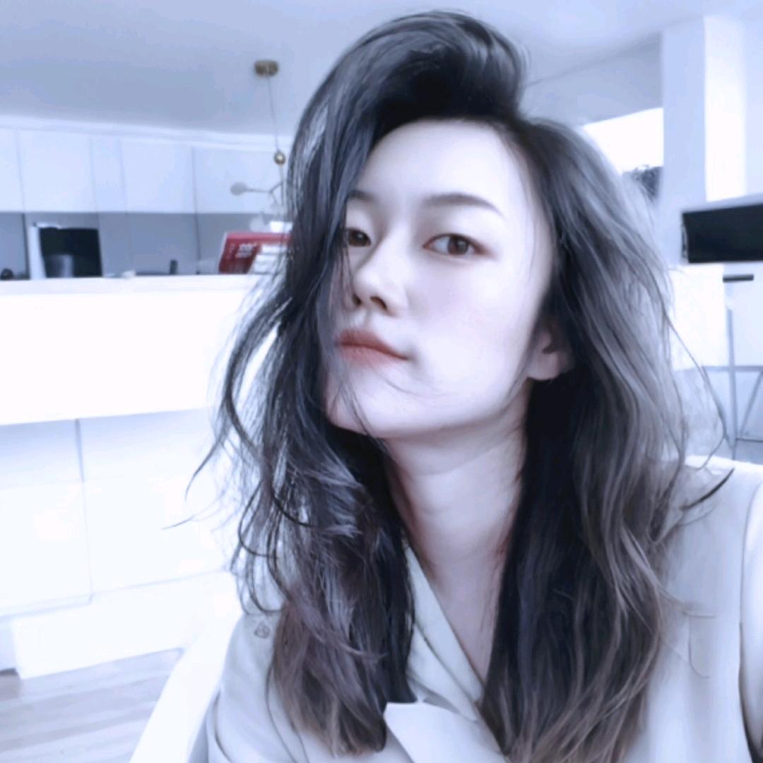 小婧（自我觉醒版）