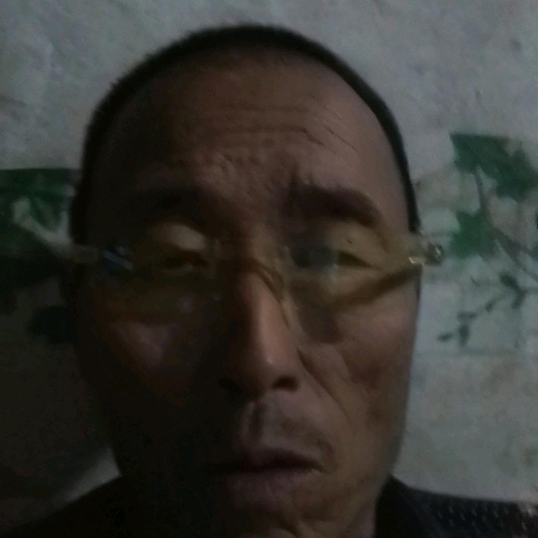 郝龙伟