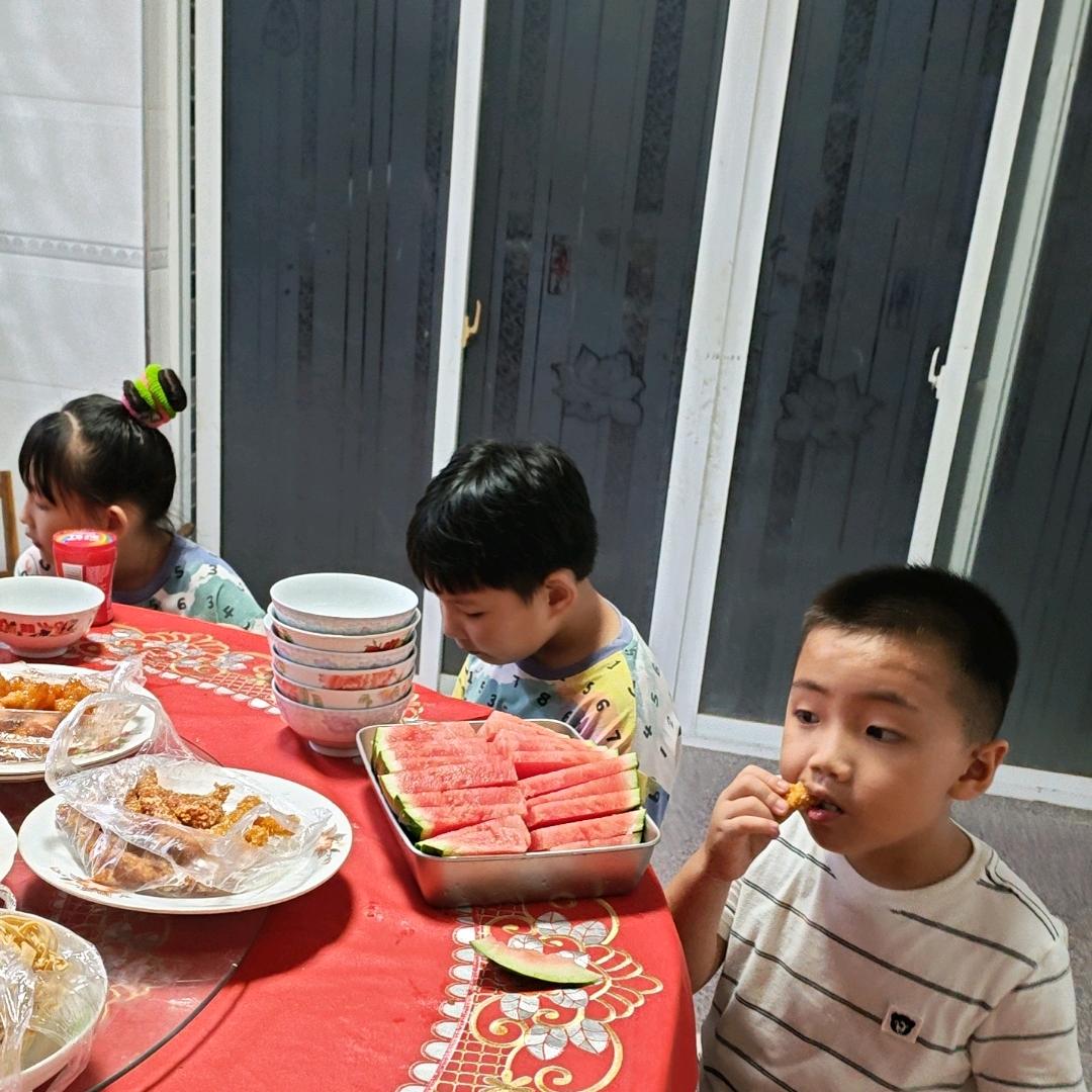 用户5589245589411