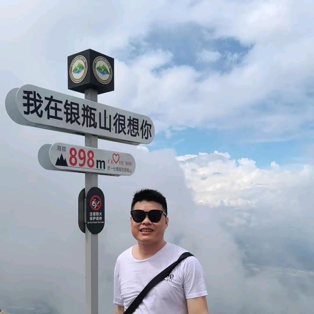 东莞装修看彭工