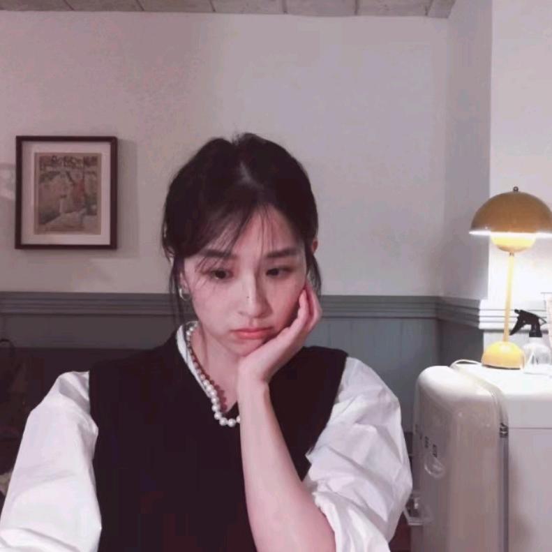 两颗西柚🦌