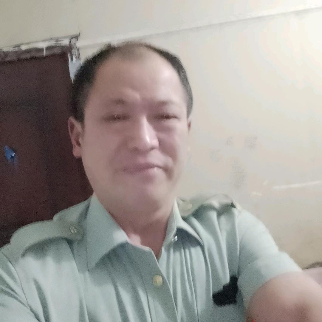 严晖