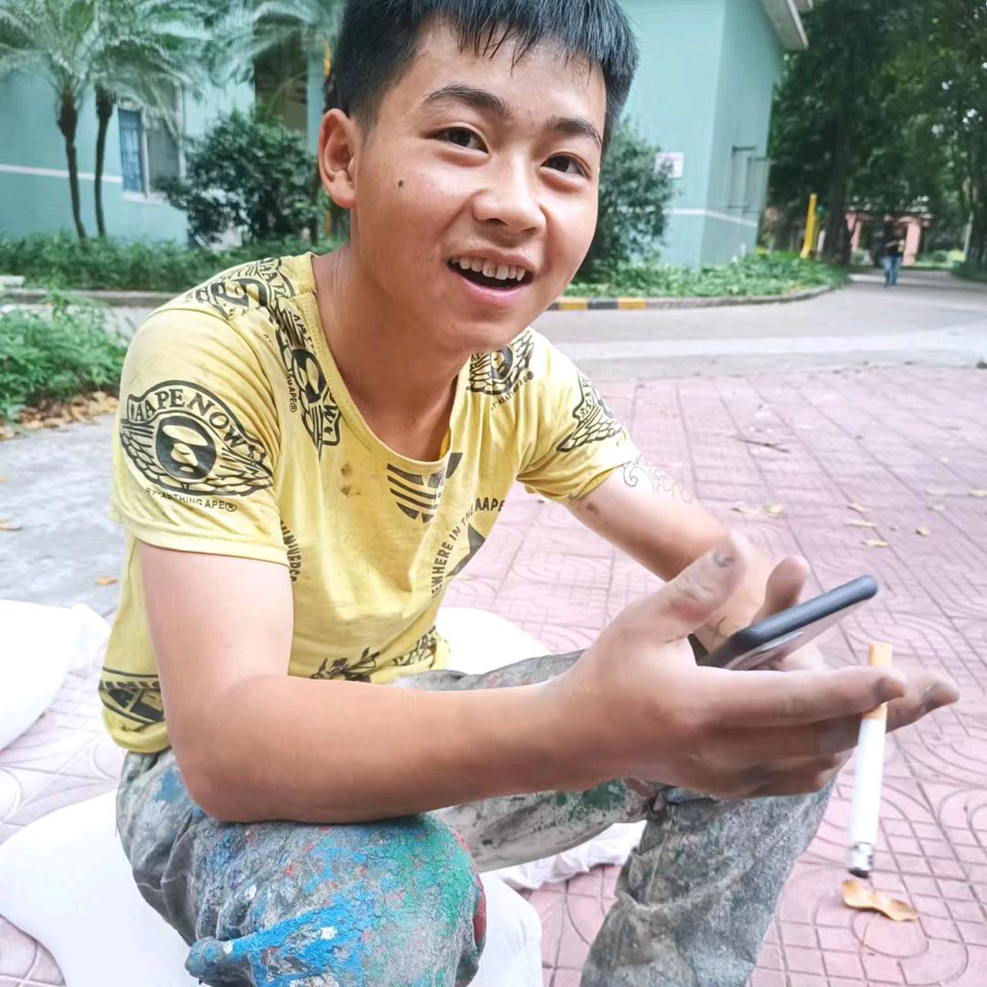 ℋღ᭄吴话可说🍒᭄💞࿐