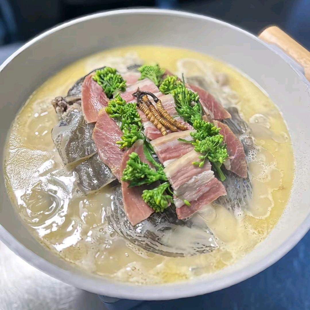 鑫元气汤泉（小亮）