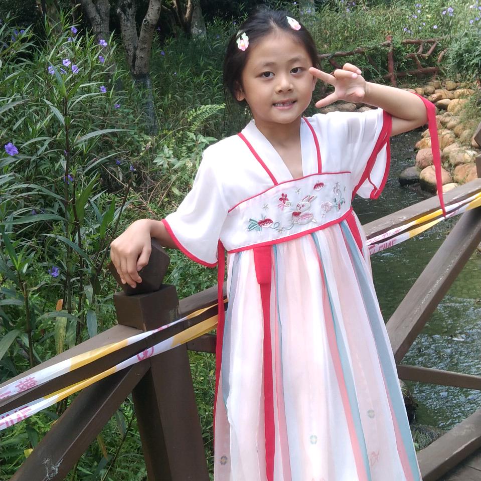 胡进村物流快递点