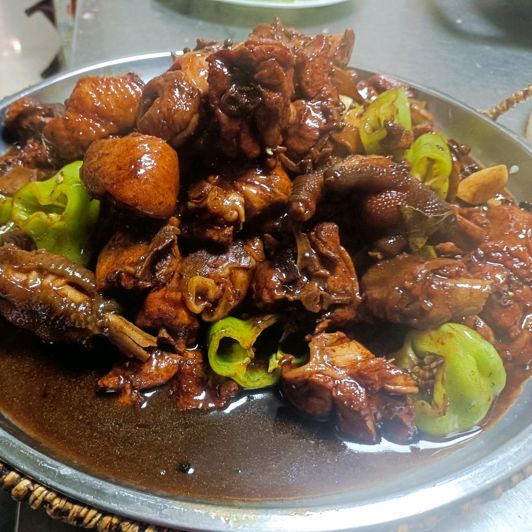 食香园《青阳炒鸡 炖锅》