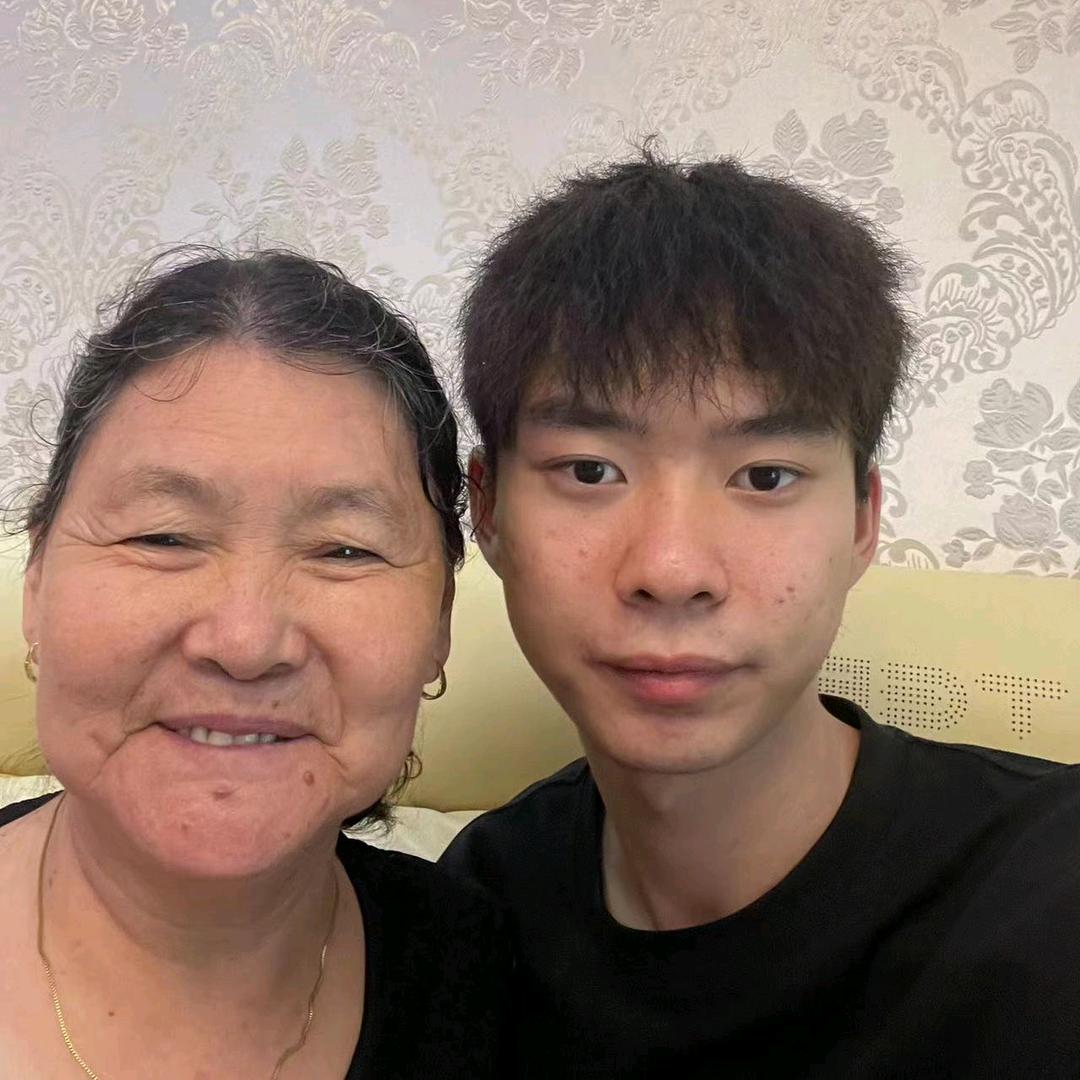 舒文锦