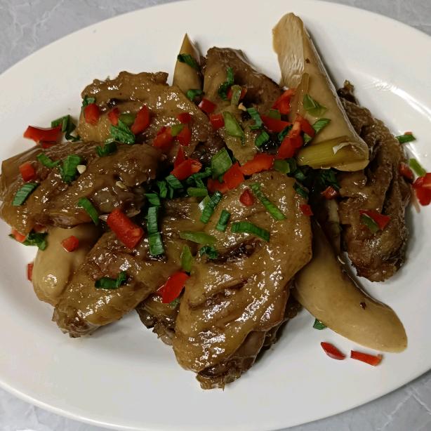 (ღ˘⌣˘ღ)婷(๑•́ ₃ •̀๑)