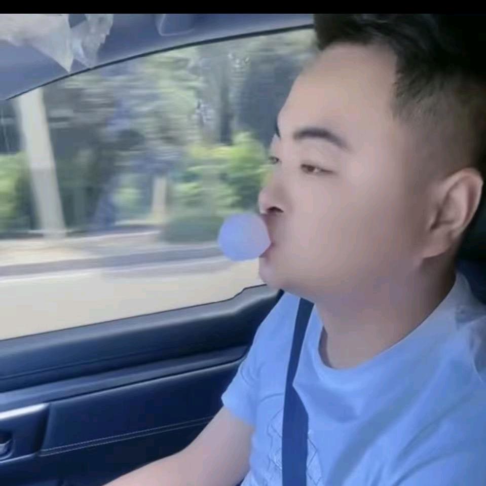 磊  哥