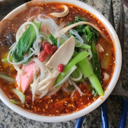 云香麻辣烫肉夹馍饺子店官方号