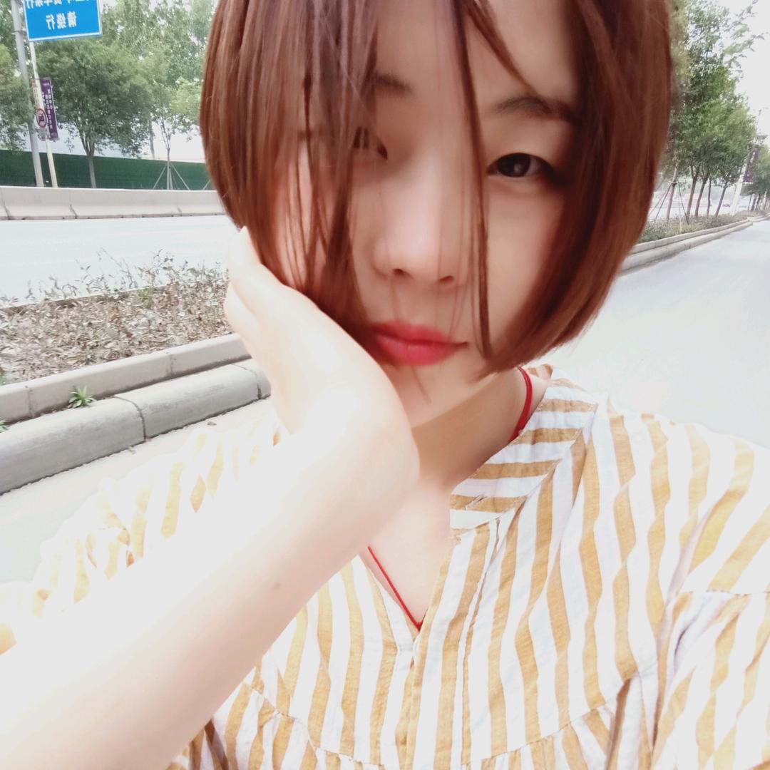 @董董