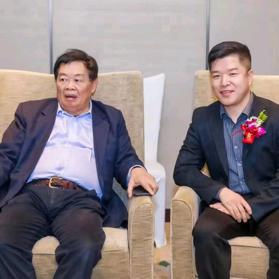 鲤鱼跃龙门，