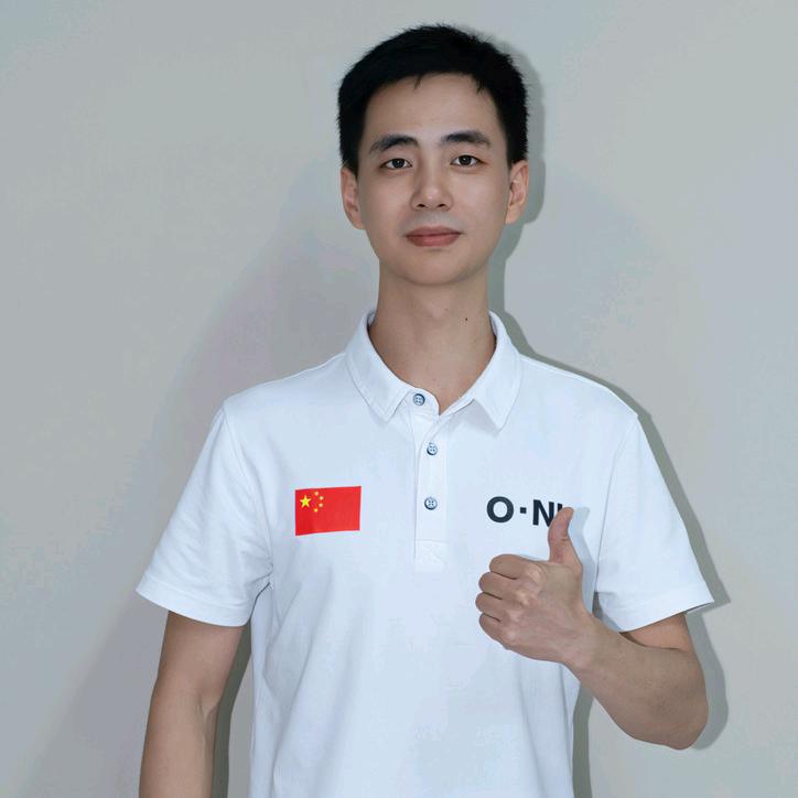 爱游泳的罗叔叔