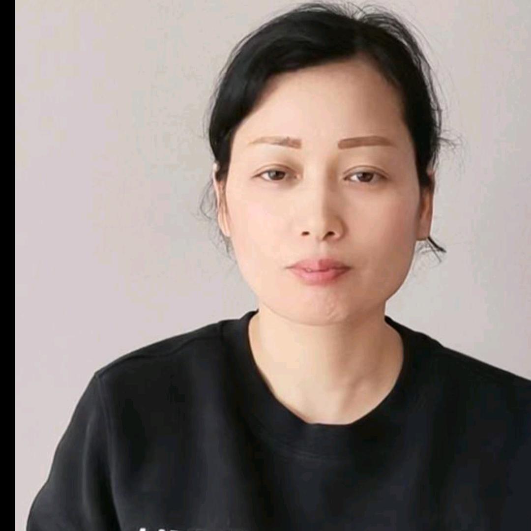 鄂州芸朵酒店-小刘