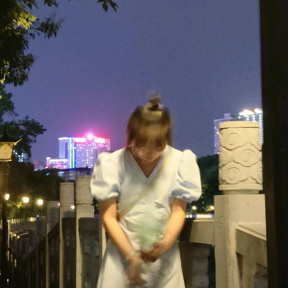 佳佳