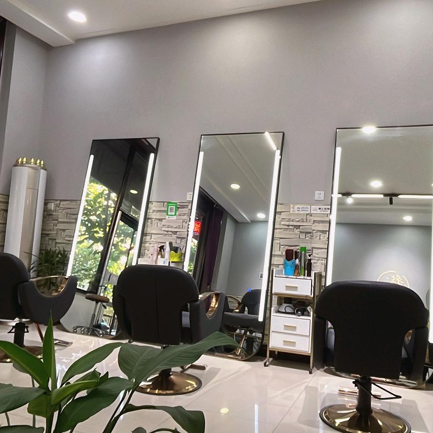 彩旭烫染沙龙官方号