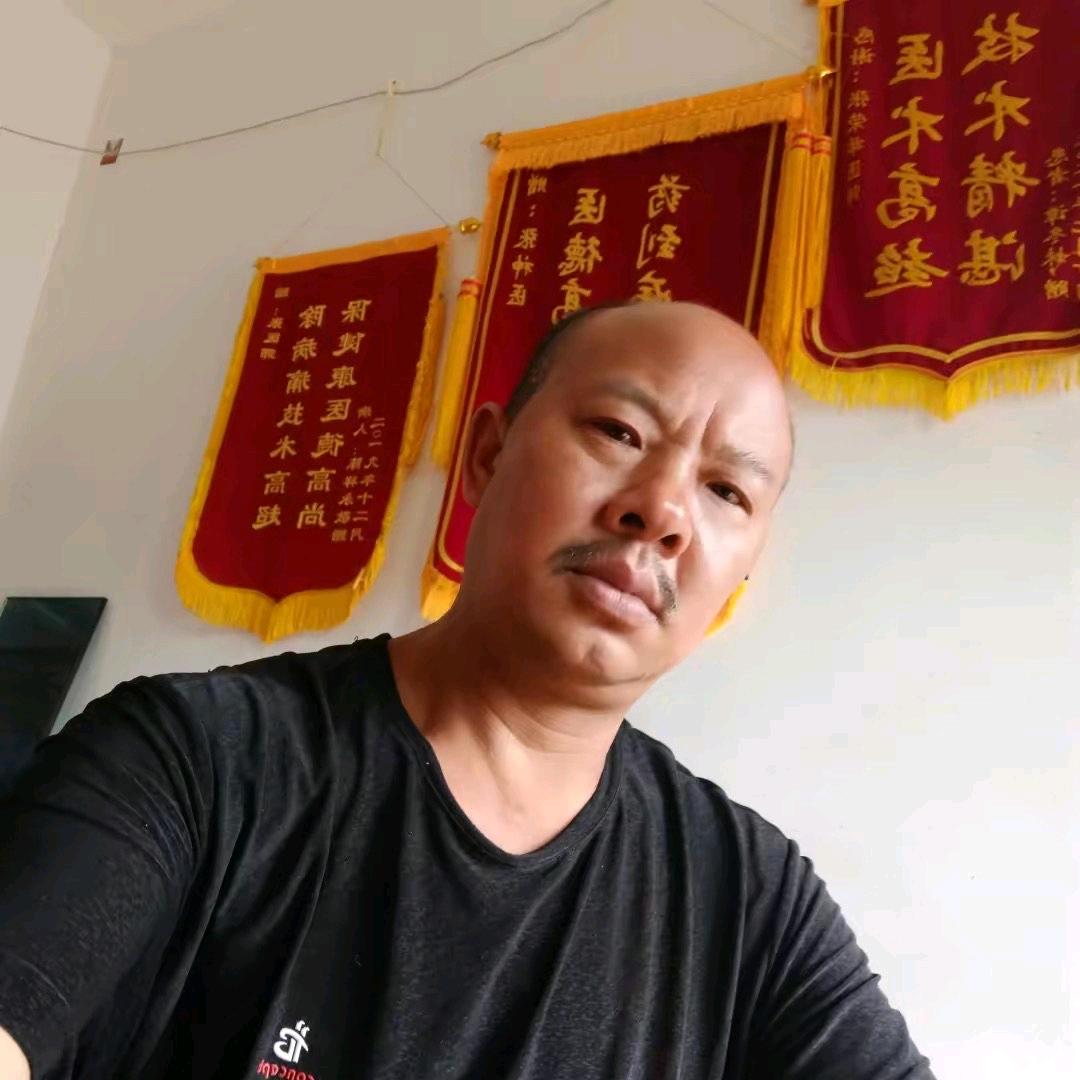 救死扶伤
