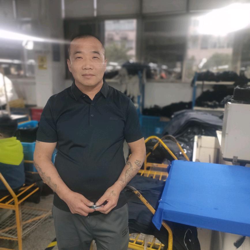 毛小
