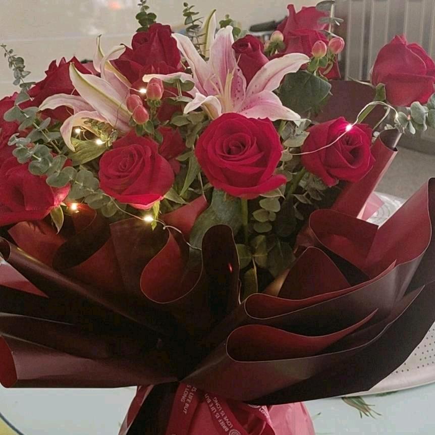 余生好好爱自己👄♥(🌹🌹🌹?