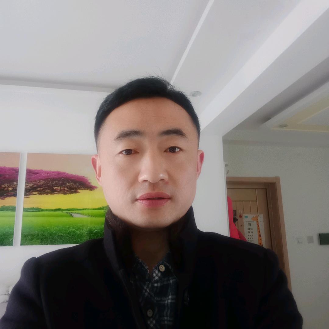 金湖城：鸭煲，火锅鸡，羊蝎子