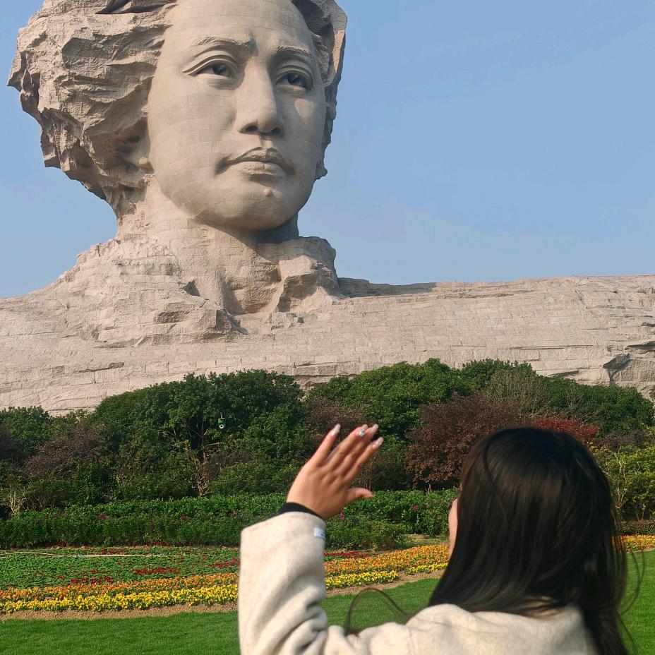 是娜娜呀？