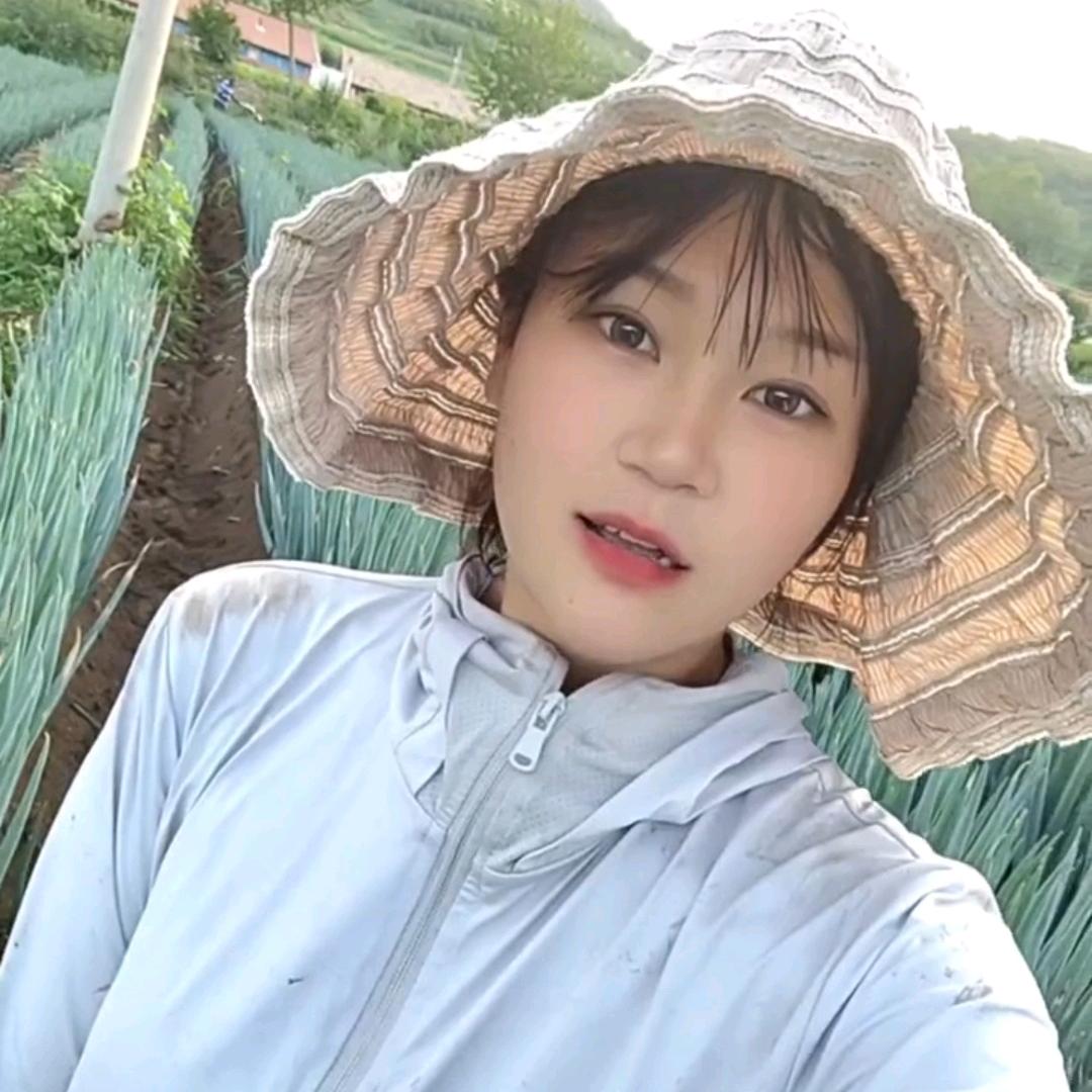 葱姑娘-小李