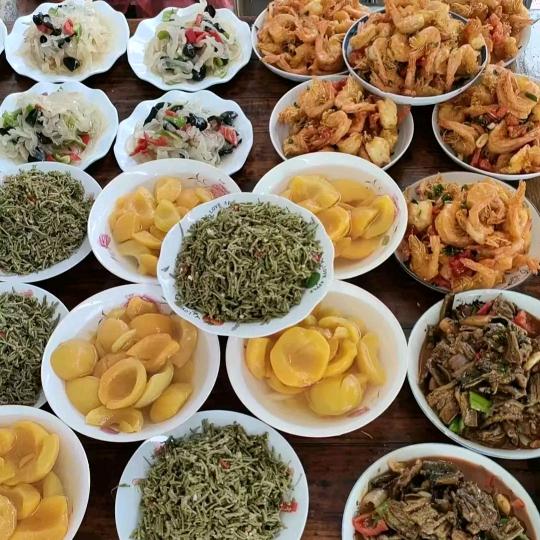 办喜酒一条龙服务。🍲🍱