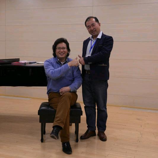 一起来歌唱诵读