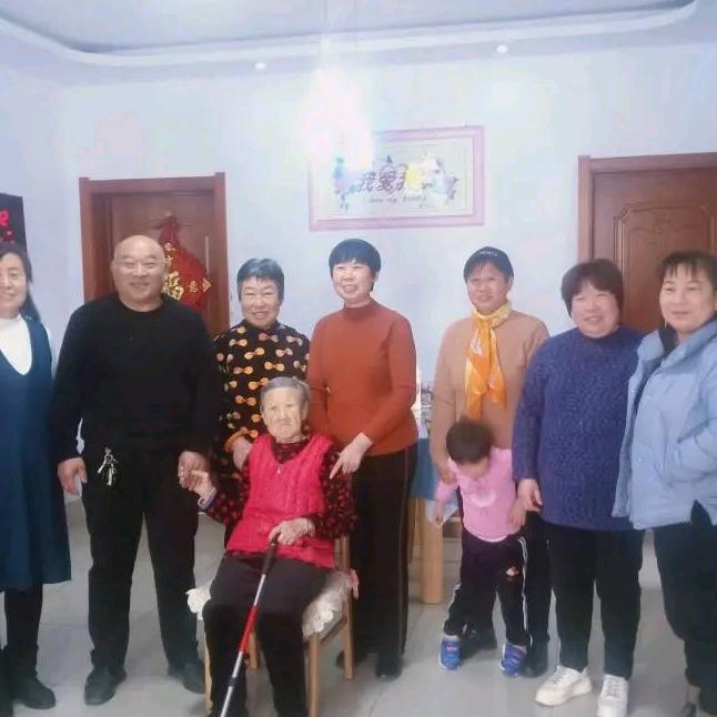 凤凰传奇（拒连赞）不定时开播