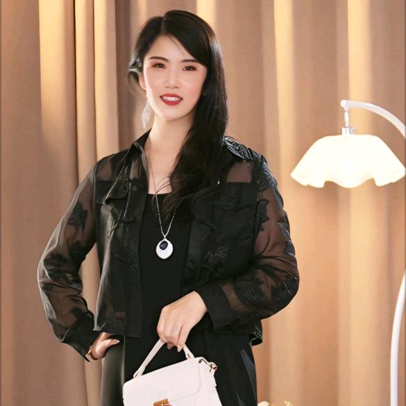 艺帆(服装)穿搭