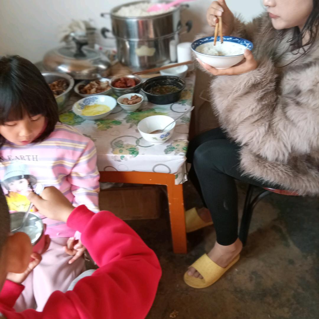 杨如志在看你
