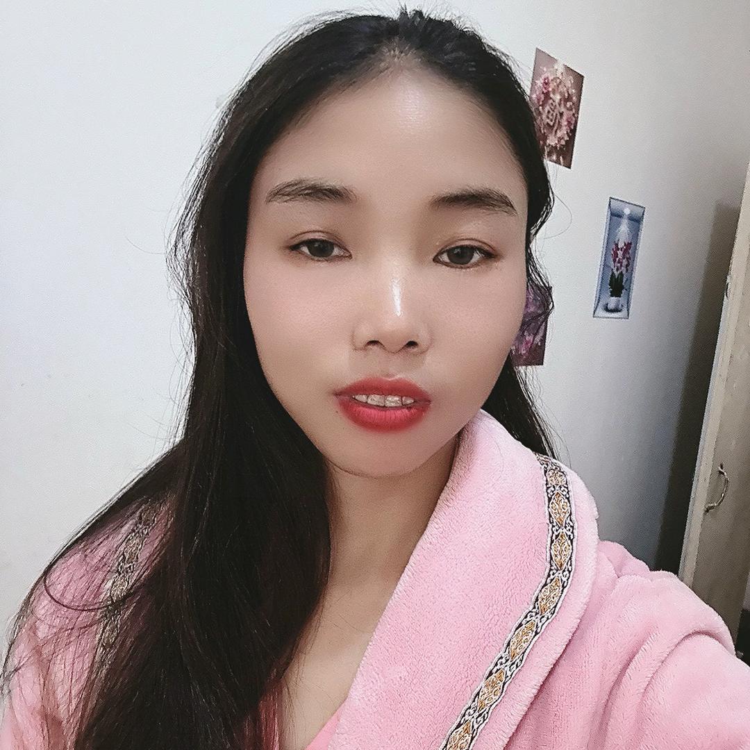 海妹首播筹备中