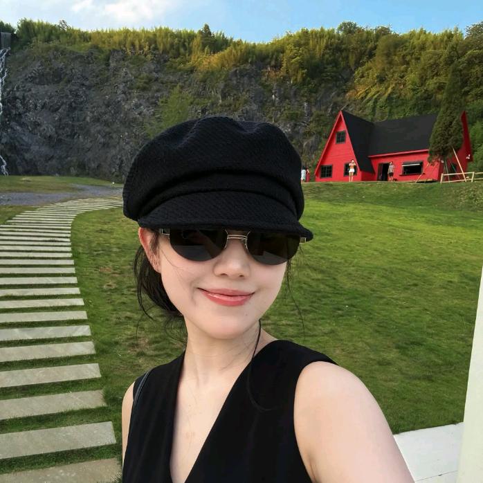 大李 Dali(穿搭衣柜)