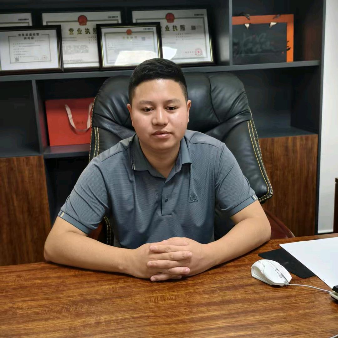 龙飞人力 正能量刚哥