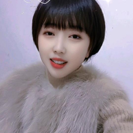 宝姐.