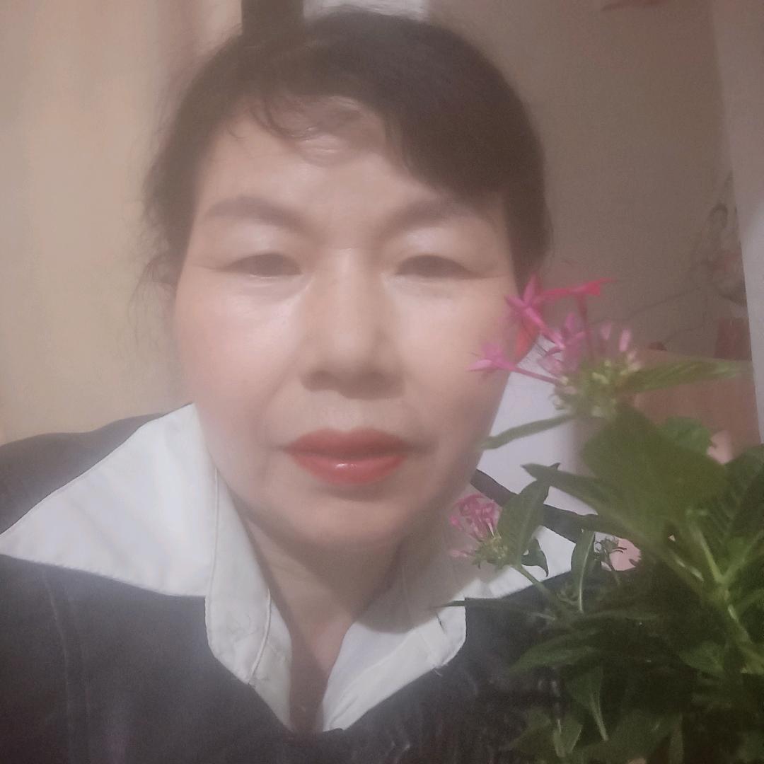 珍姐（🎤）（首播）小跟班（小号）晚7点