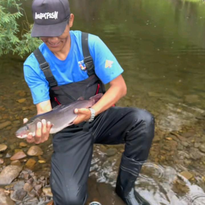 呼伦贝尔导钓九节狼