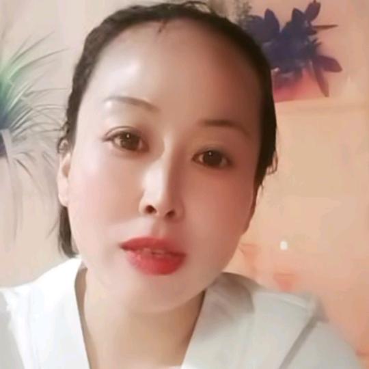 月儿姐姐小助理开播号主页